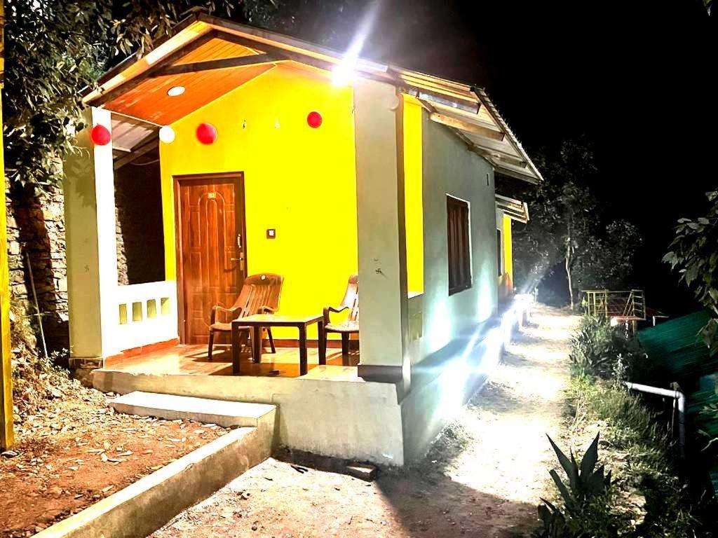 Drona Hills Resorts Kanatal Ngoại thất bức ảnh
