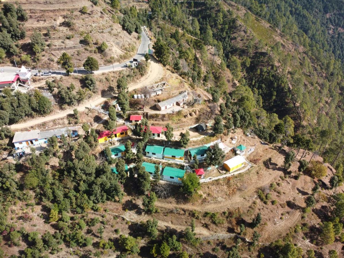 Drona Hills Resorts Kanatal Ngoại thất bức ảnh
