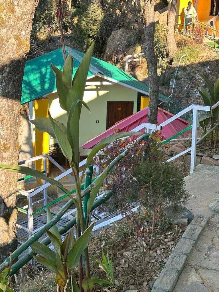Drona Hills Resorts Kanatal Ngoại thất bức ảnh