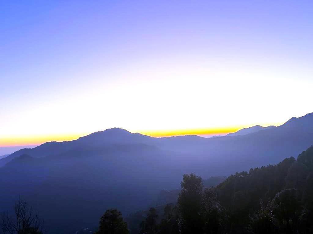 Drona Hills Resorts Kanatal Ngoại thất bức ảnh