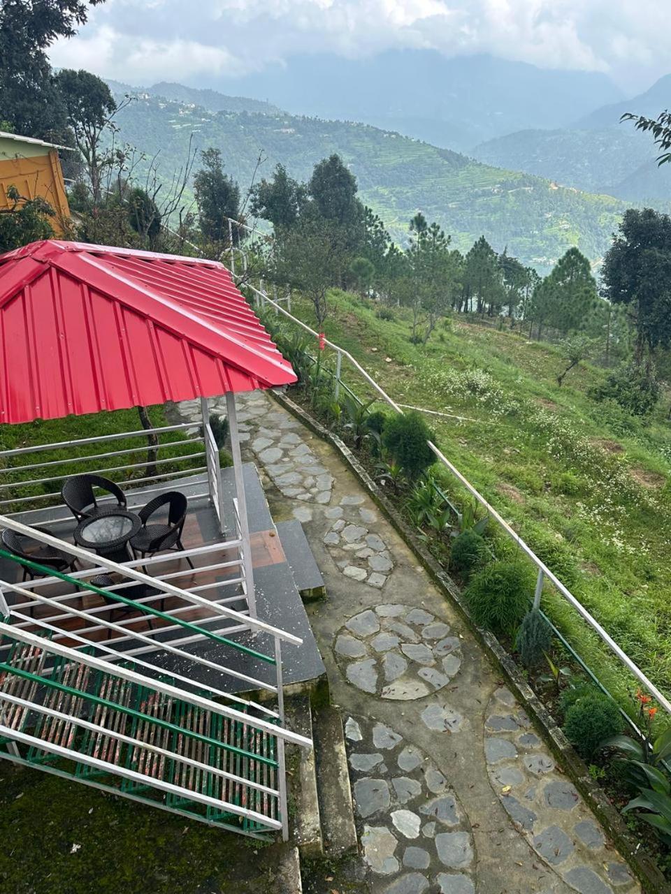 Drona Hills Resorts Kanatal Ngoại thất bức ảnh